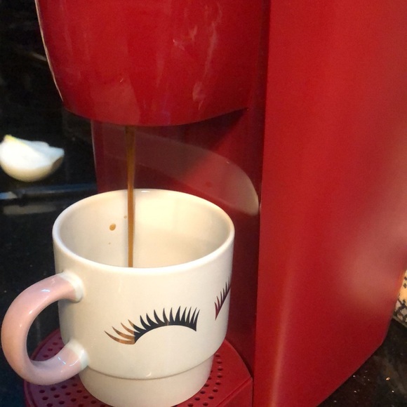 Tray and coffe maker - Picture 9 of 11